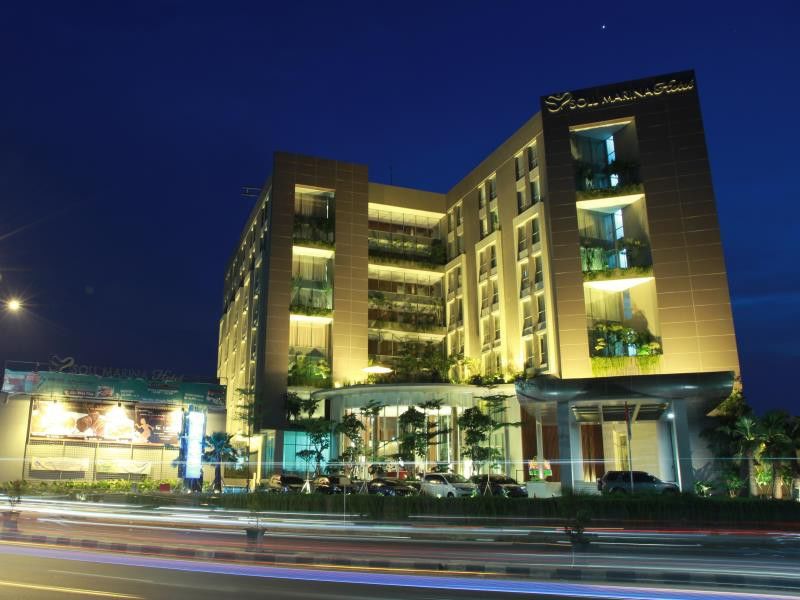 Soll Marina Hotel Serpong Eksteriør billede